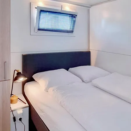 Botel Havenlodge 1 4*