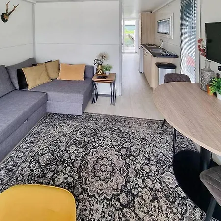 Botel Havenlodge 1 4*