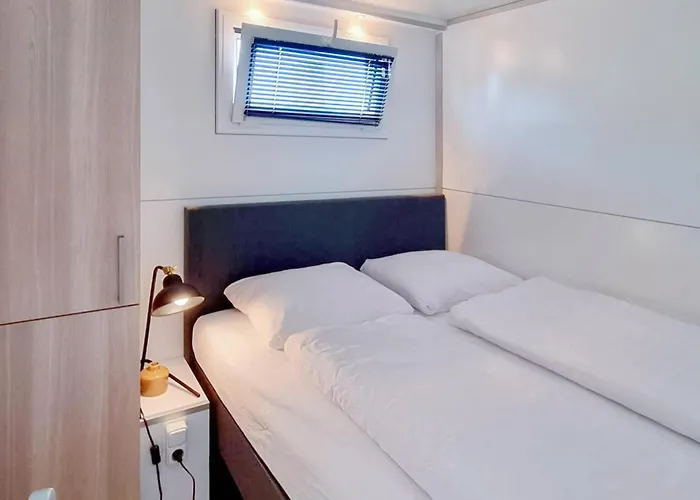 Botel Havenlodge 1 4*